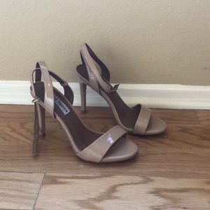 Nude Steve Madden heels